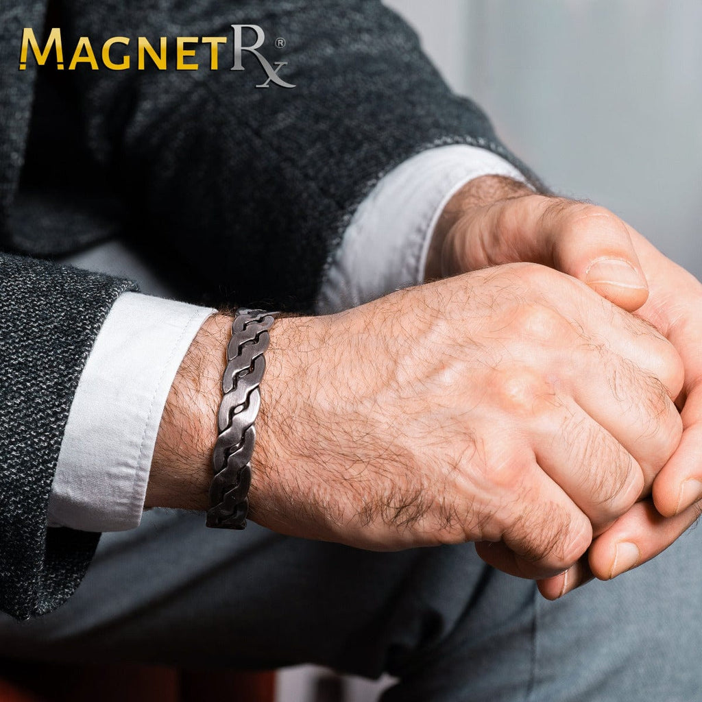 MagnetRX Rugged Twist Magnetic Therapy Bracelet Silver Bangle — detail shot 7
