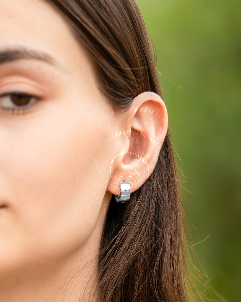 MagnetRX Polished Magnetic Therapy Earrings for Women (Silver) — Silver detail