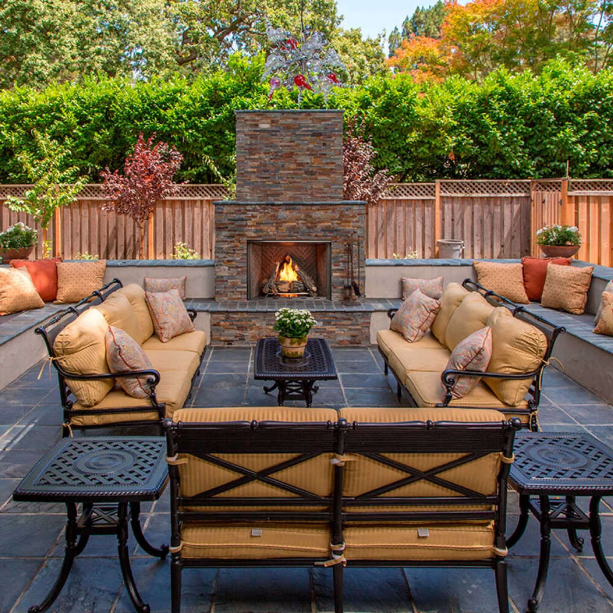 Majestic Traditional Stacked Brick Courtyard Outdoor Gas Fireplace [ODCOUG-36/42SSL] (SAK95813) – SAKSBY WHOLESALE, view 3