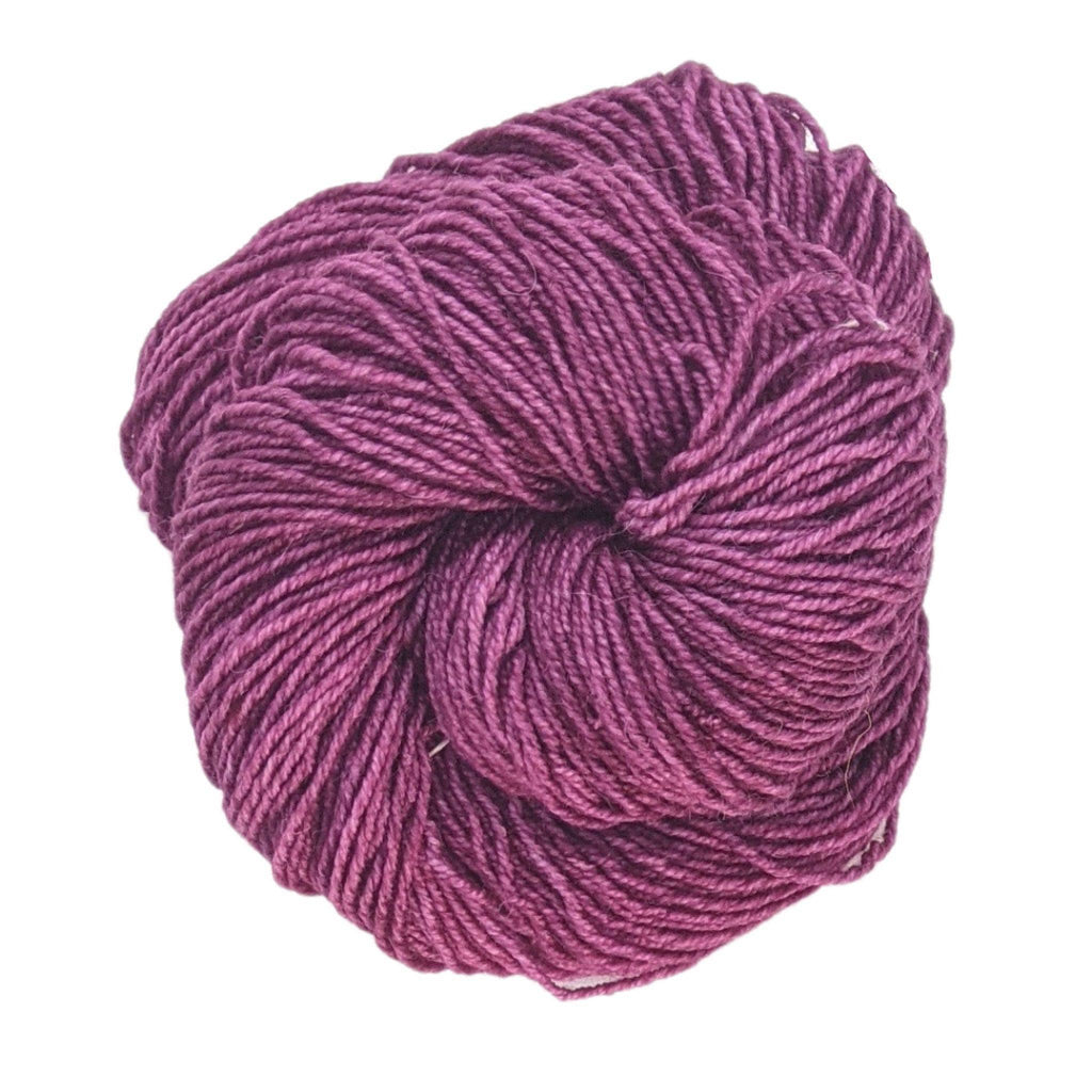 Darn Good Yarn Darn Good Yarn Malabrigo Dos Tierras Yarn — lifestyle worn / used context