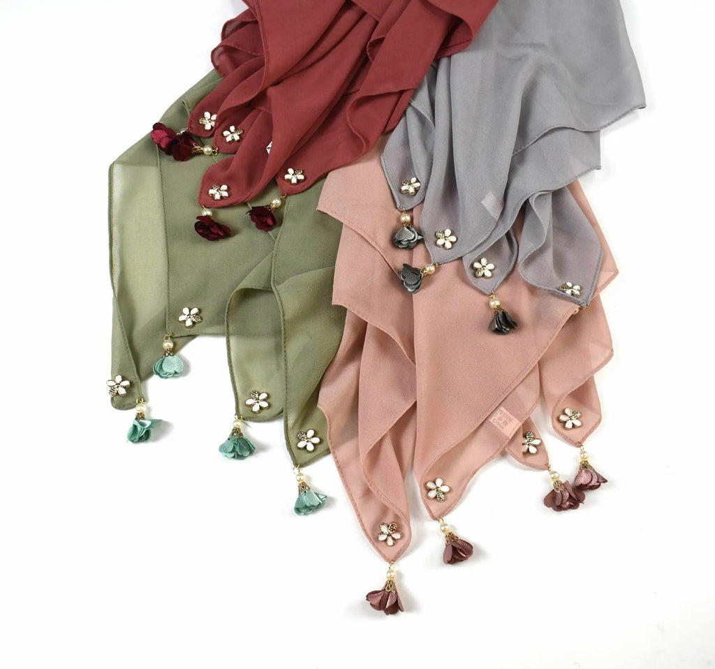 Mariam's Collection Mariam's Collection Pearl chiffon square hijab scarf (MH030) — construction detail