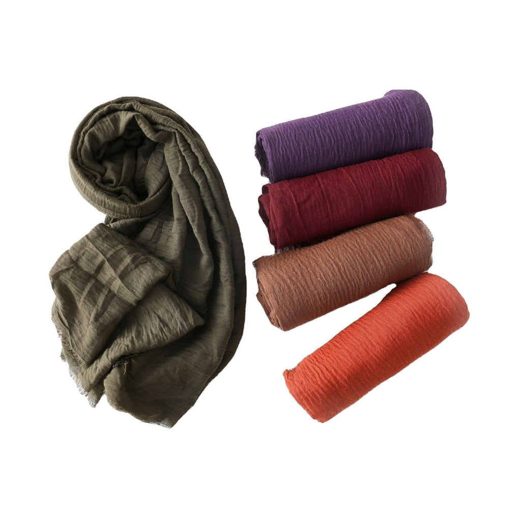 Mariam's Collection Mariam's Collection MH055 Encrypted Bubble Wrinkle Solid Color Hijab — Mariam's Collection branding close-up