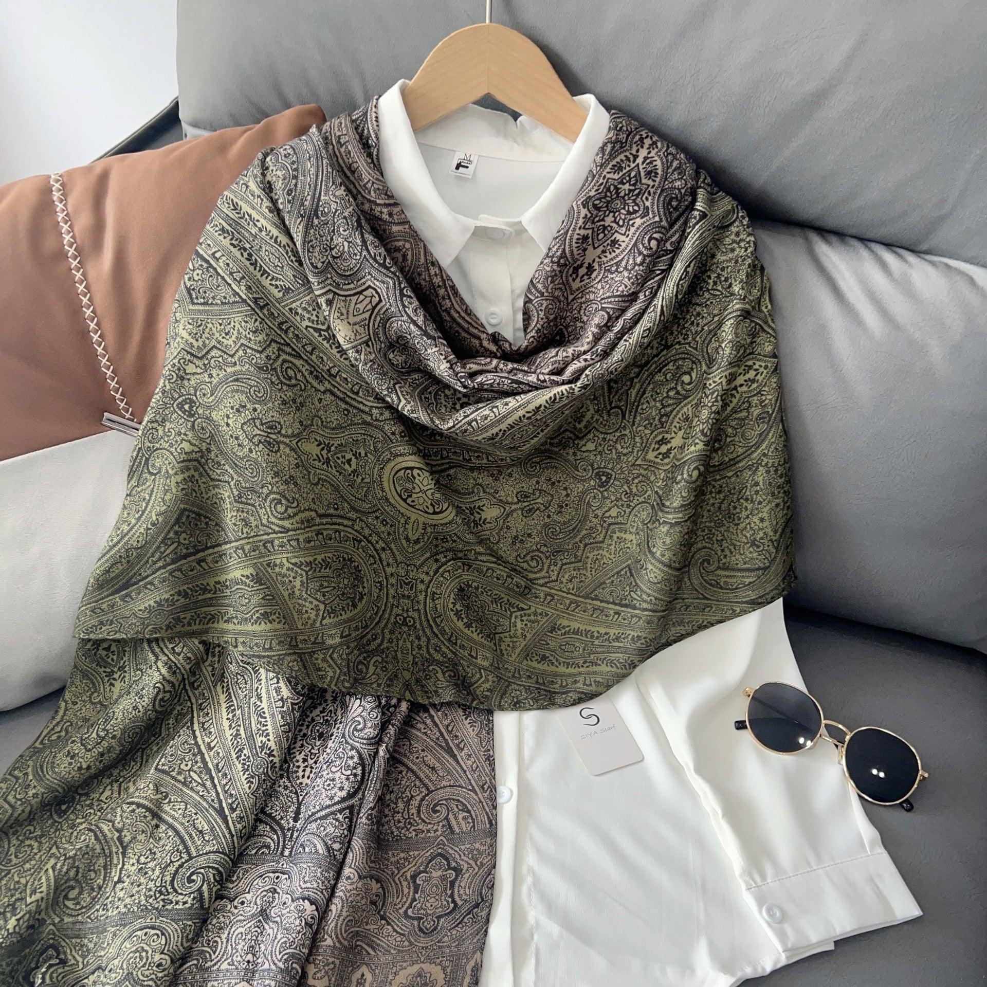 Mariam's Collection Mariam's Collection MH058 Cashew Printed Cotton And Linen Thin Hijab — construction detail