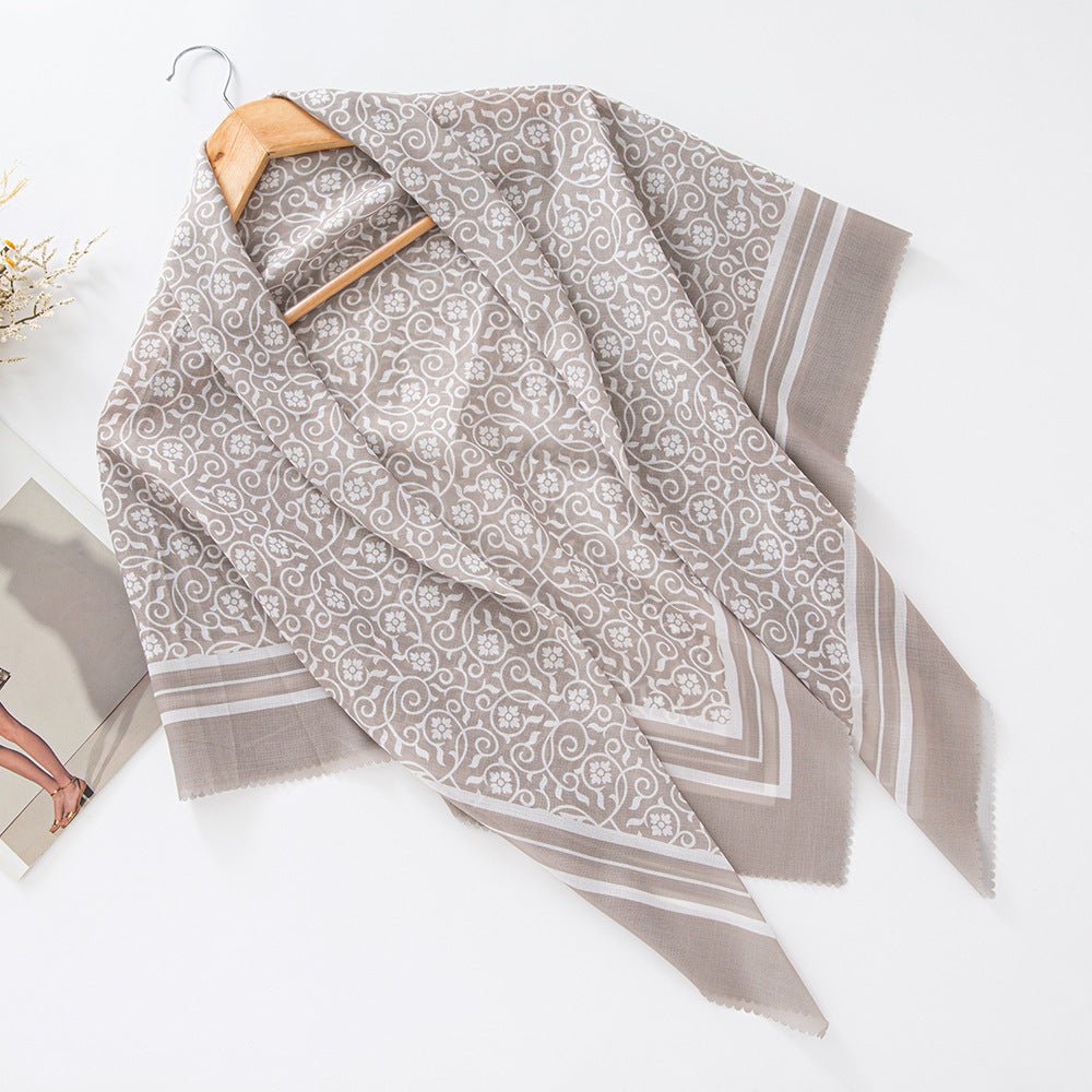 Mariam's Collection Mariam's Collection MH072 Square Floral Print Wavy Cut-off Voile Hijab — detail shot 7