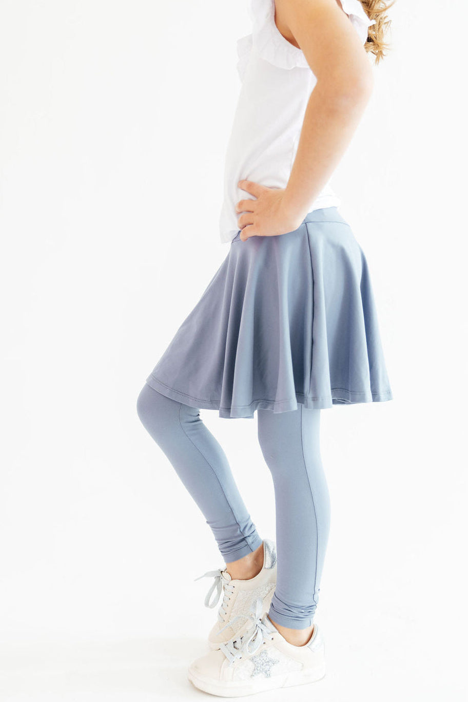 Mila & Rose ® Dusty Blue Twirl Skegging — detail close-up