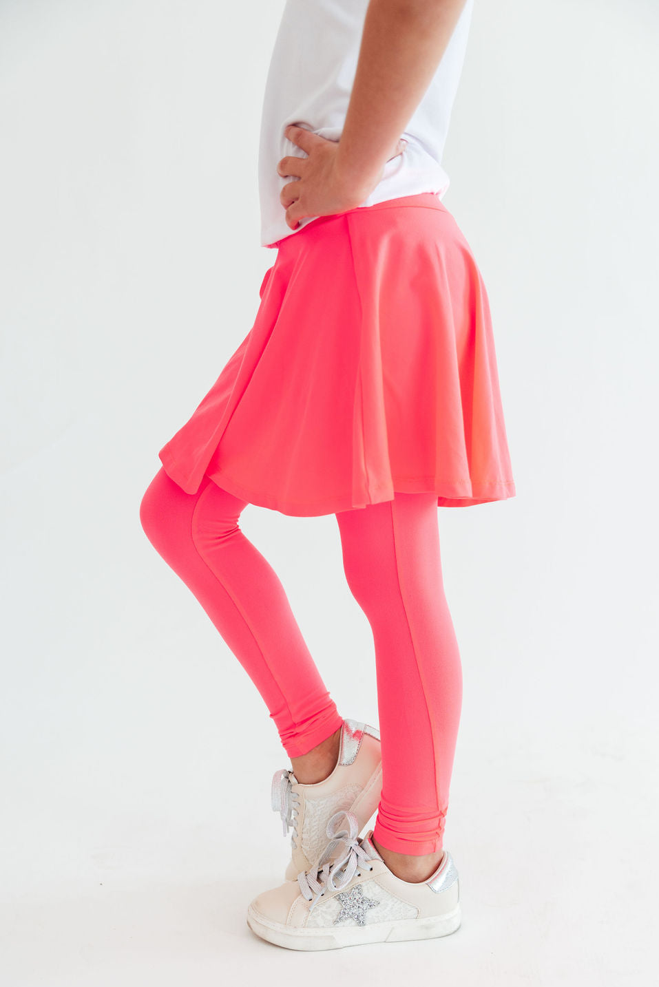 Mila & Rose ® Neon Pink Twirl Skegging — lifestyle context