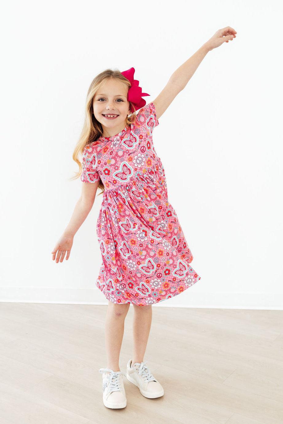 Mila & Rose ® Hippie Sissy S/S Pocket Twirl Dress — detail close-up
