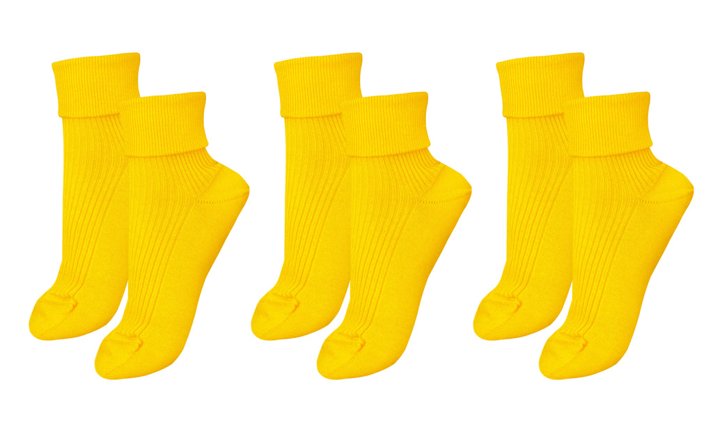 tittimitti tittimitti® 100% Organic Combed Cotton Luxury Women's Socks 3-Pack. Made in Italy. — in-use photo