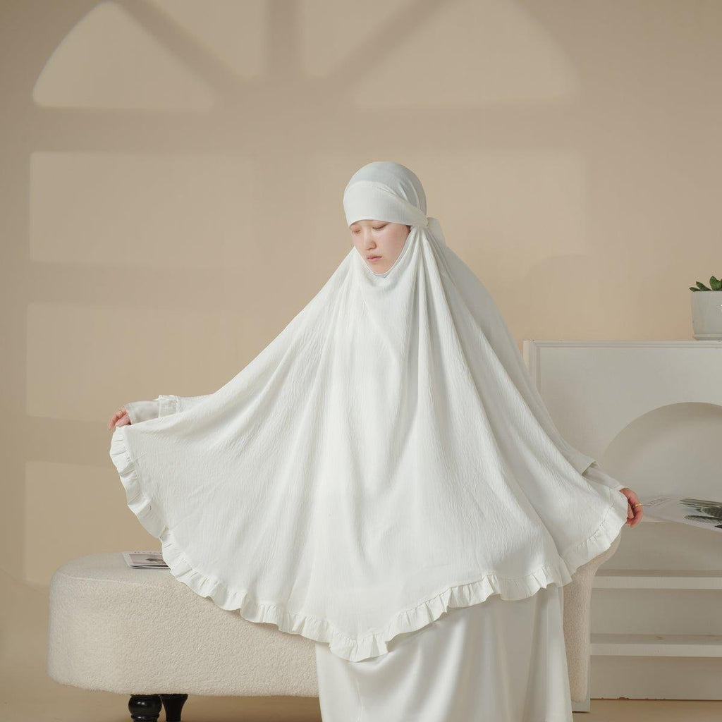 Mariam's Collection Mariam's Collection MK019 Ruffled Solid Elastic Long Shawl Khimar — detail shot 8