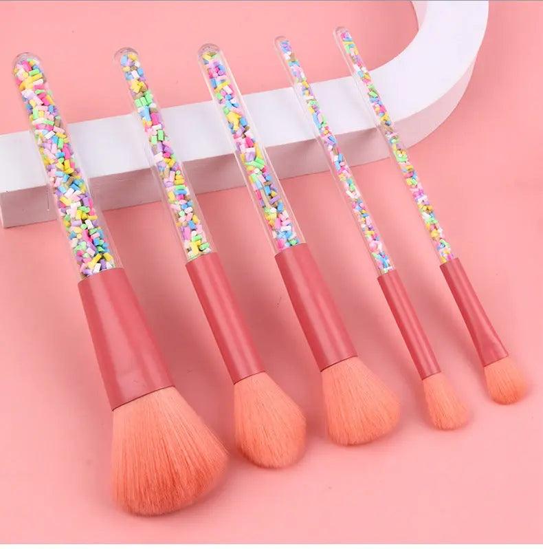 Mariam's Collection Mariam's Collection MMU026 makeup brushes set in candy color — product category context