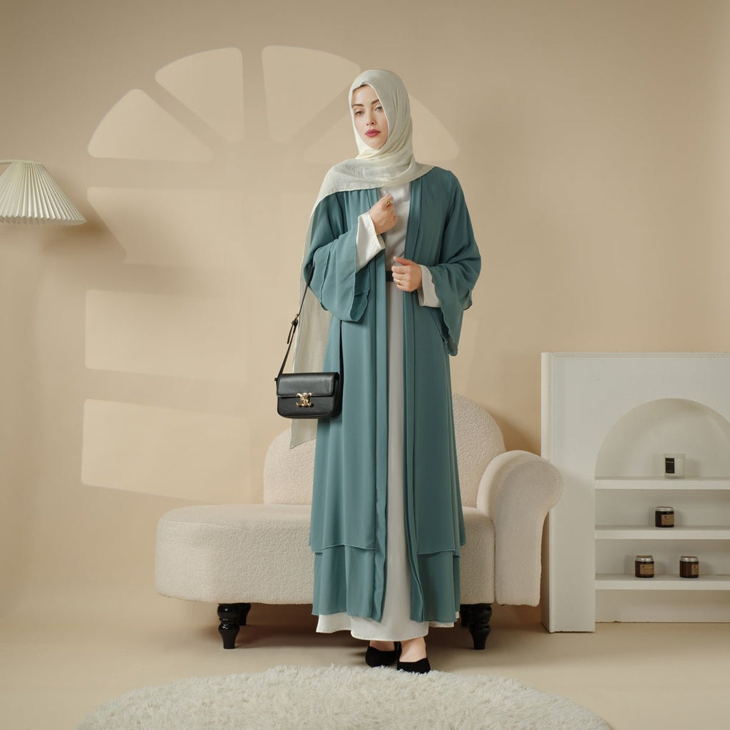 Mariam's Collection Mariam's Collection Stylish Chiffon Muslim Set Abaya (MOA008) — Mariam's Collection branding close-up