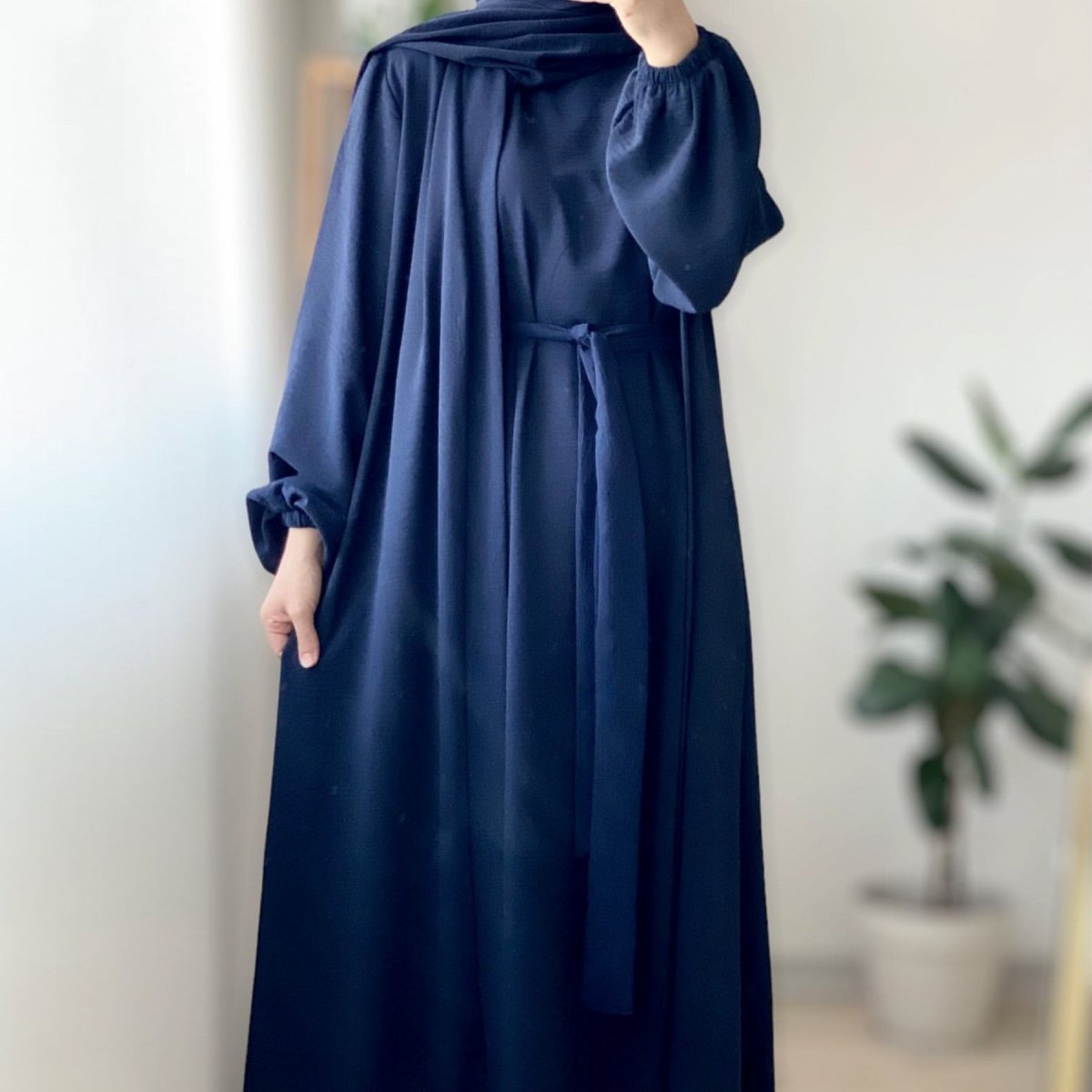 Mariam's Collection Solid Color Elegant Open Abaya with Pockets | 3-Piece Set Open Abaya (MOA092) — Mariam's Collection branding close-up