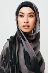 Modal Hijab - Shadow Petals Veiled 