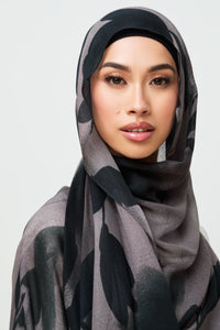 Modal Hijab - Shadow Petals Veiled 