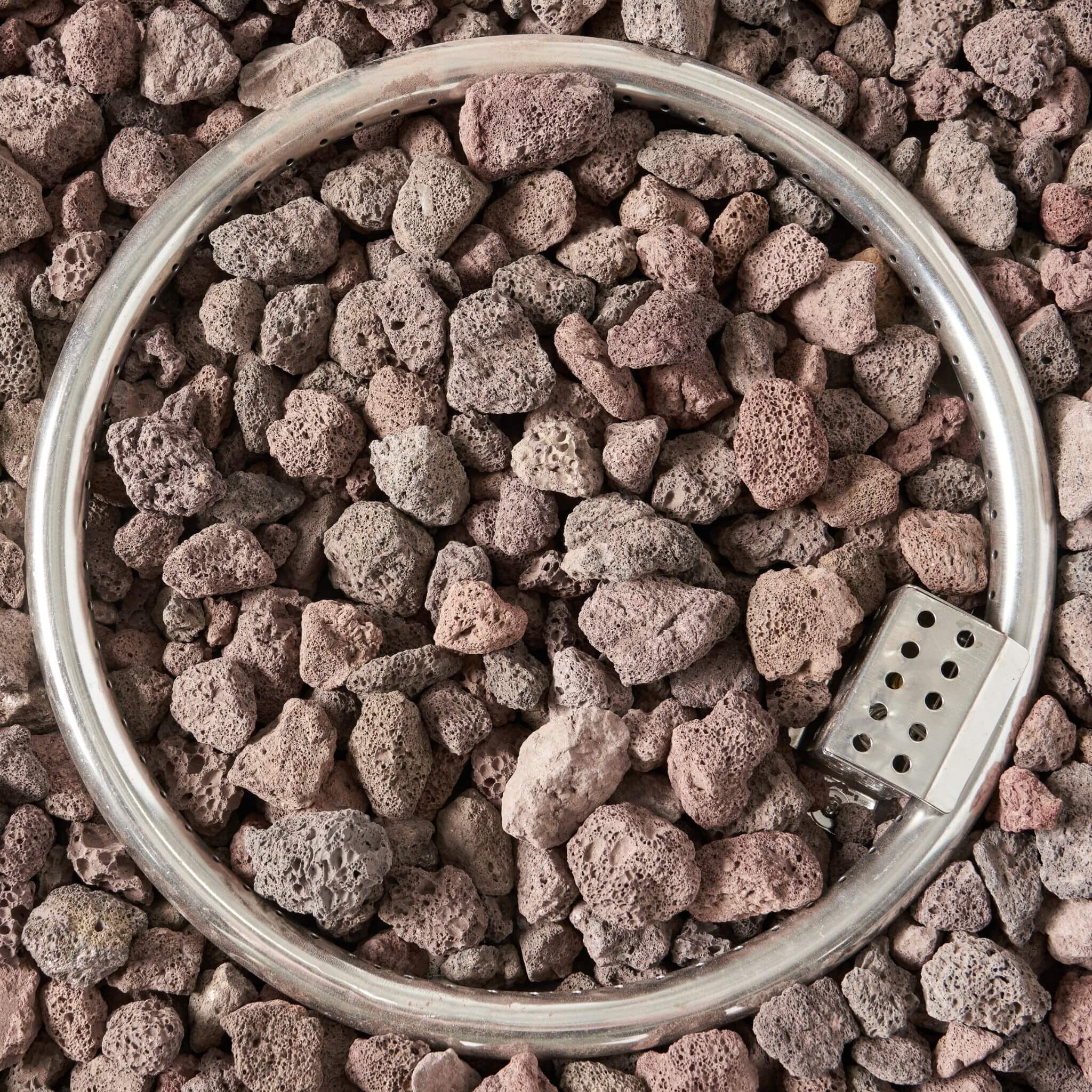 Alora Modern 32-Inch 40K BTU Round Iron Propane Fire Pit (SAK29102) – SAKSBY WHOLESALE, view 15