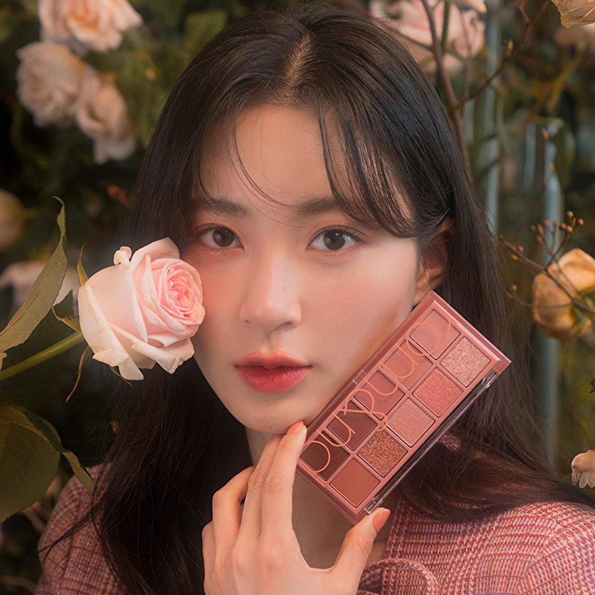rom&nd Better Than Palette Eyeshadow Palette 02 Mahogany Garden - 10 Shade Eyeshadow Palette for Versatile Makeup Looks