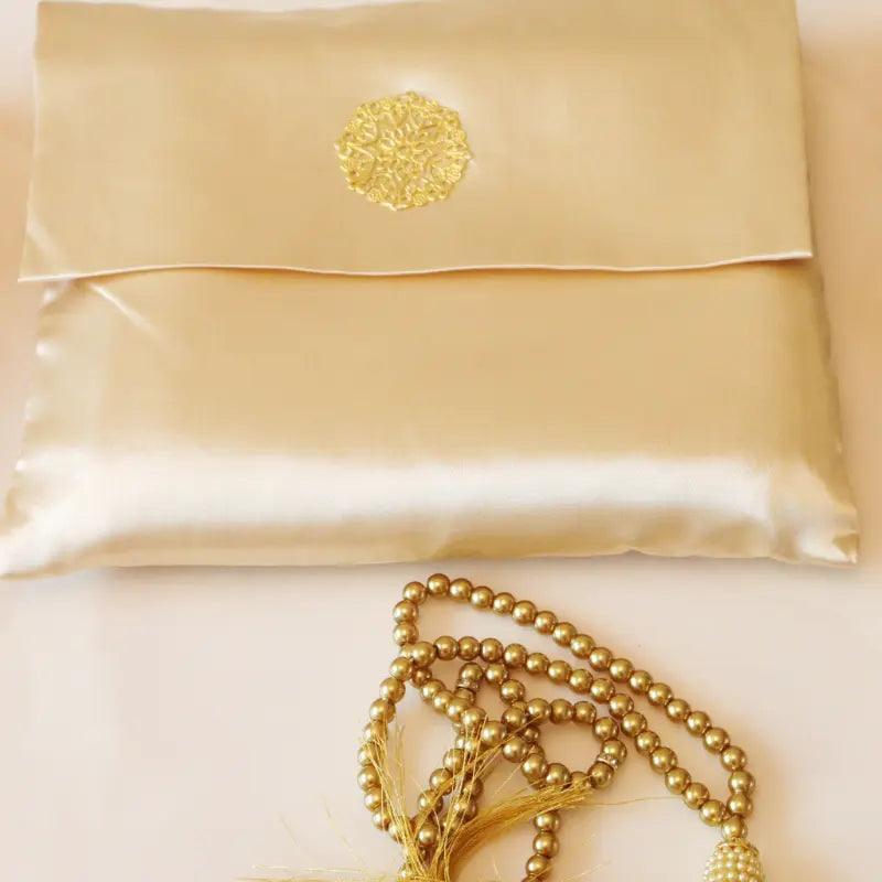 Mariam's Collection Mariam's Collection Luxury Prayer Mat and Tasbeeh Set (MR048) — detail shot 6