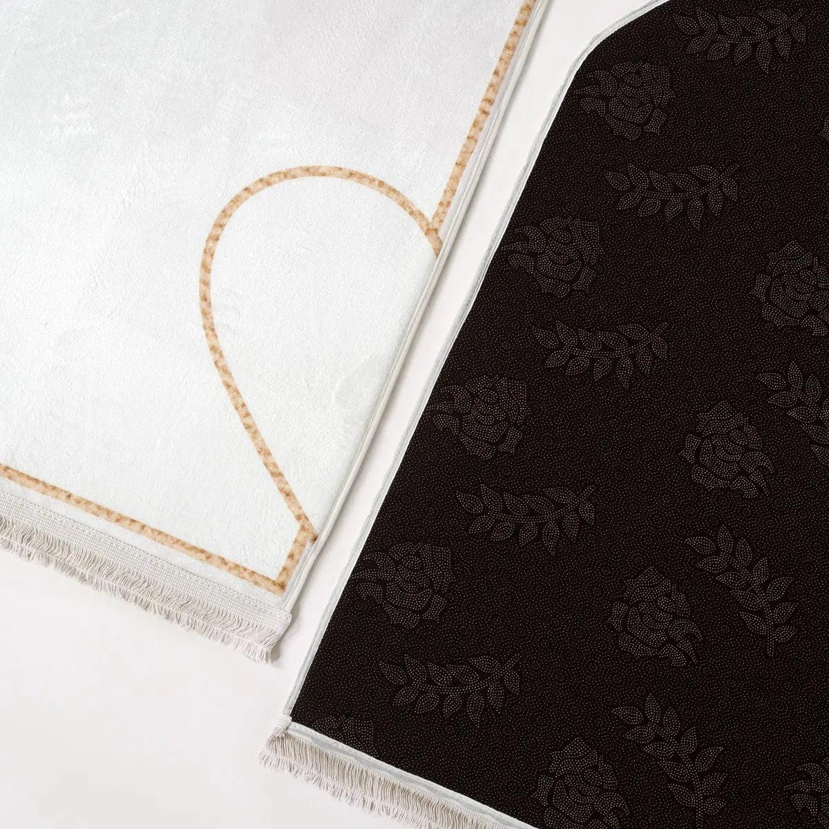 Mariam's Collection MR055 Non-Slip Embossing Flannel Interactive Heart Pattern Prayer Mat — Mariam's Collection branding close-up