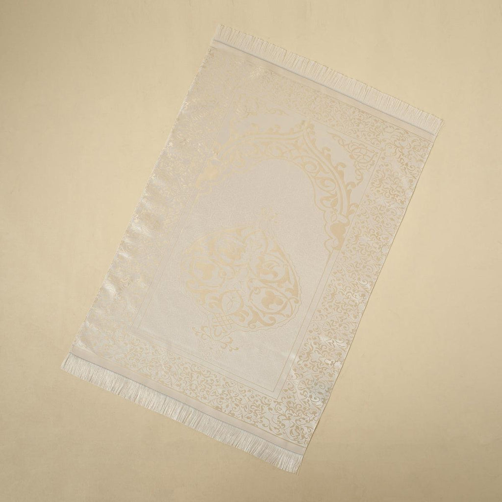 Mariam's Collection Mariam's Collection New Luxury Prayer Mat and Tasbeeh Set (MR056) — detail close-up