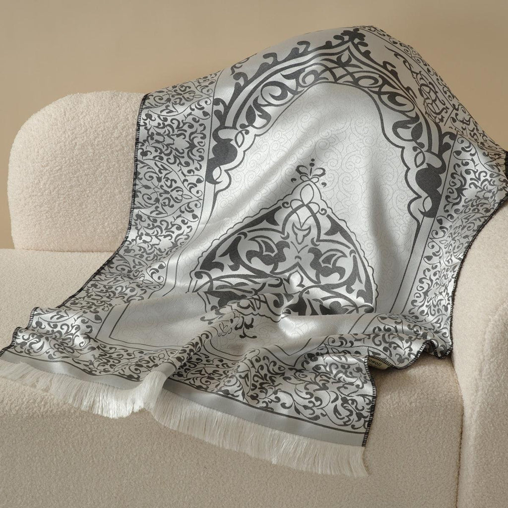 Mariam's Collection Mariam's Collection New Luxury Prayer Mat and Tasbeeh Set (MR056) — detail shot 7