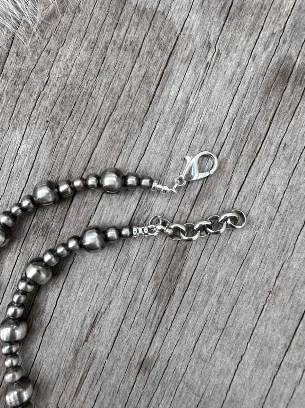 Wild Junkie Multi Size Silver Pearl Necklace — Silver detail