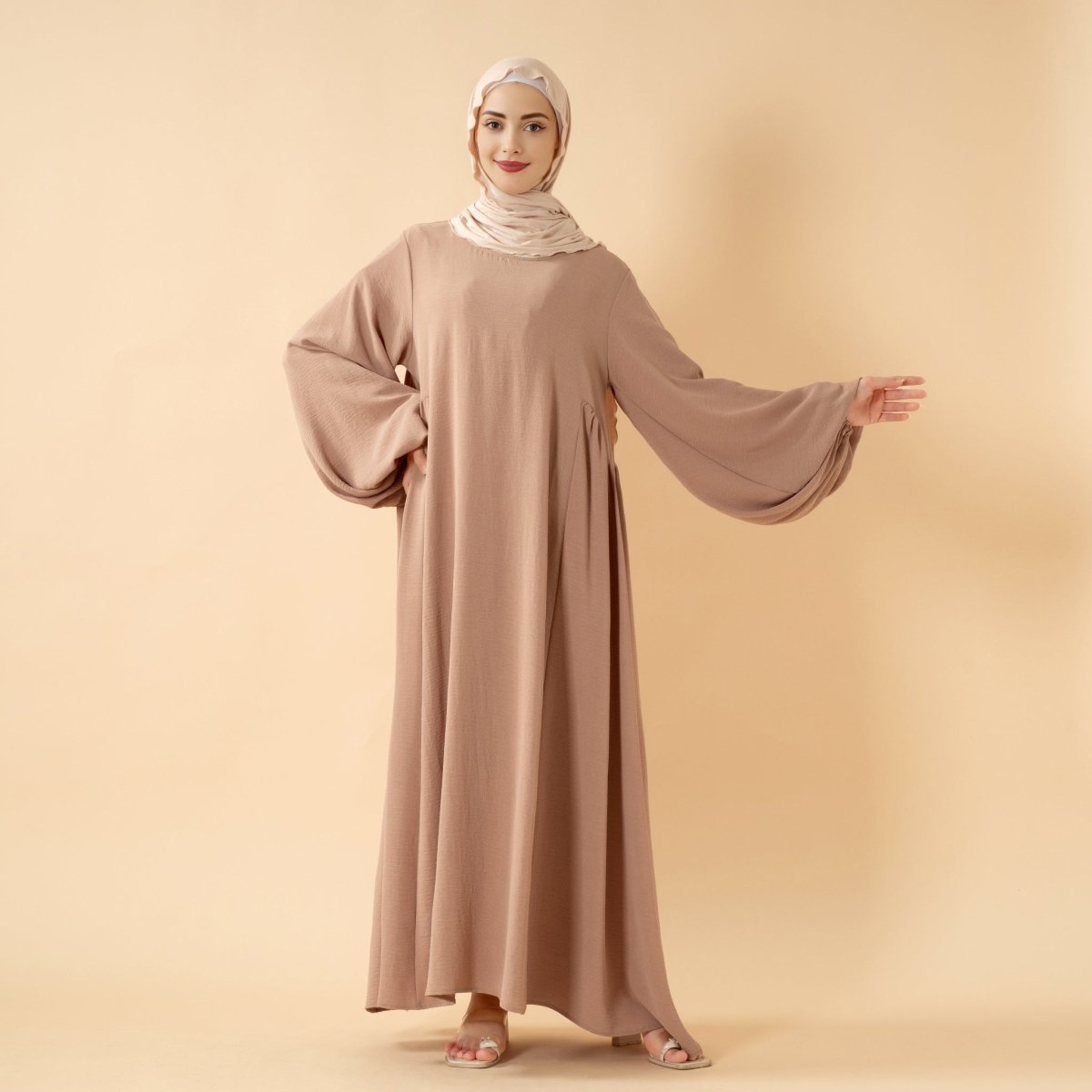 Mariam's Collection Relaxed Fit Lantern Sleeves Crepe Abaya (MA190) — fabric or material detail