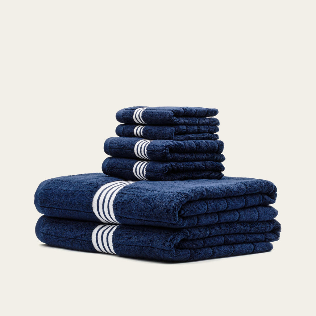 Italic Nautilus Towels — color detail