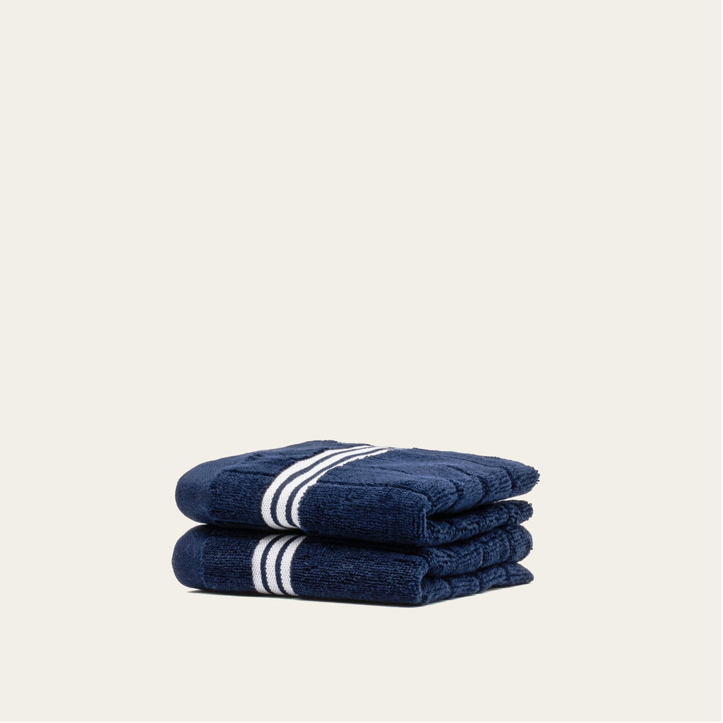 Italic Nautilus Towels — back view