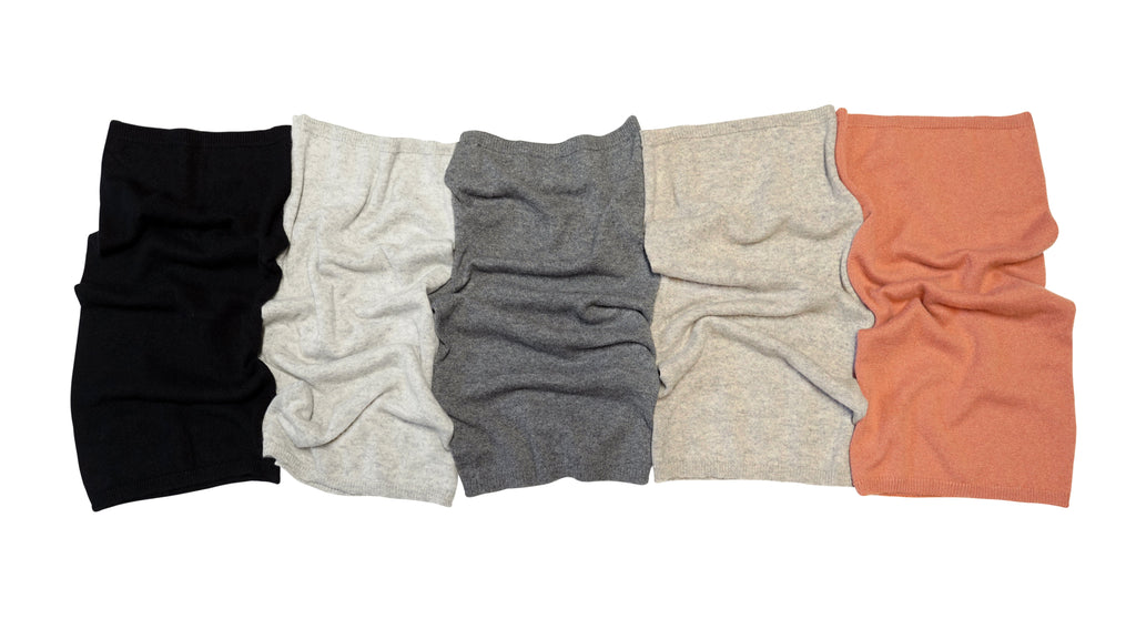 tittimitti tittimitti® 100% Cashmere Knitted Neck Gaiter Warmer Loop Scarf for Men and Women — main product shot