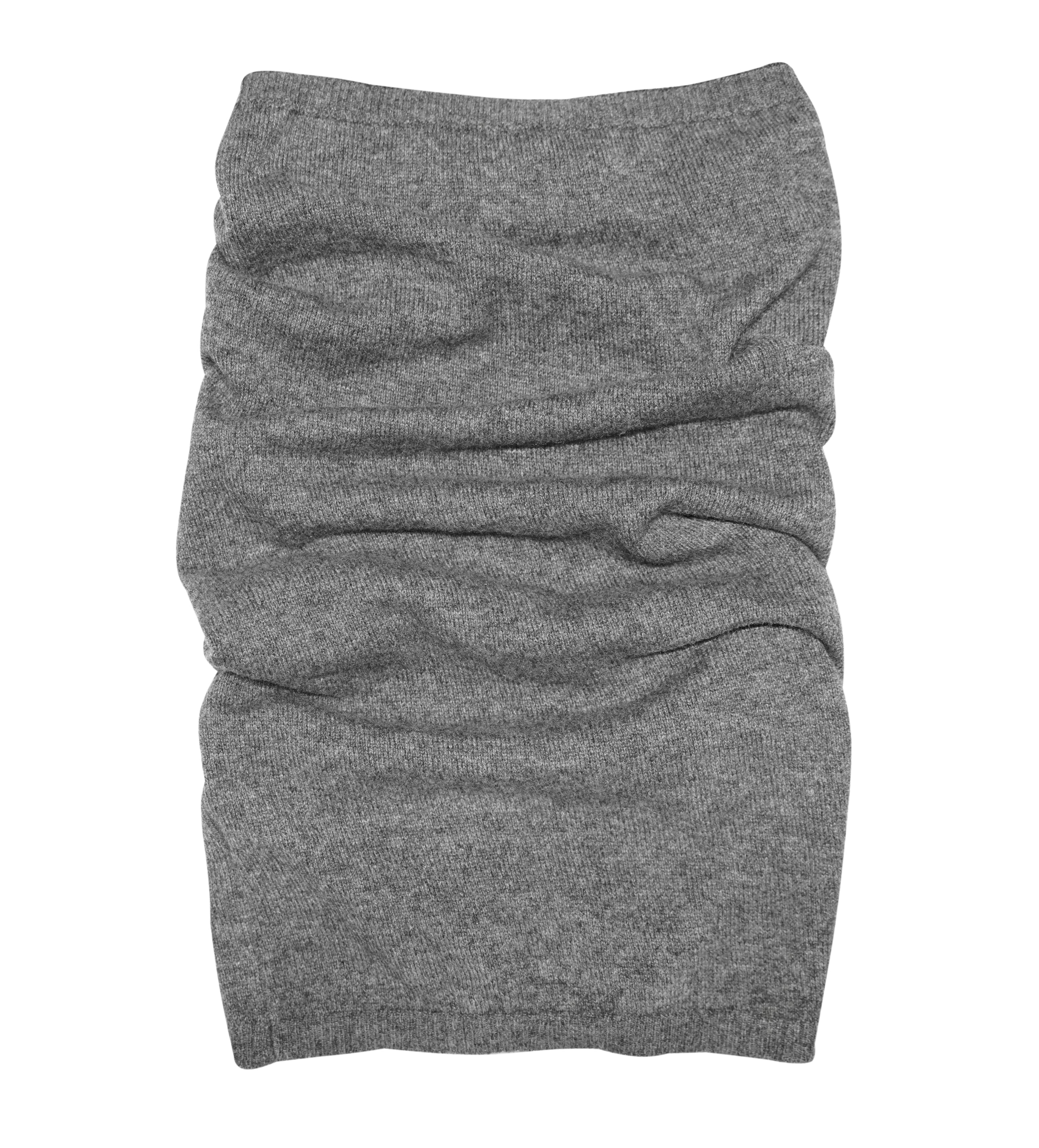 tittimitti tittimitti® 100% Cashmere Knitted Neck Gaiter Warmer Loop Scarf for Men and Women — in-use photo