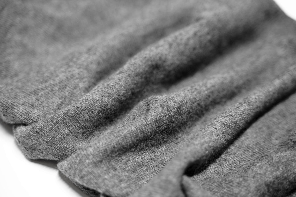 tittimitti tittimitti® 100% Cashmere Knitted Neck Gaiter Warmer Loop Scarf for Men and Women — color detail