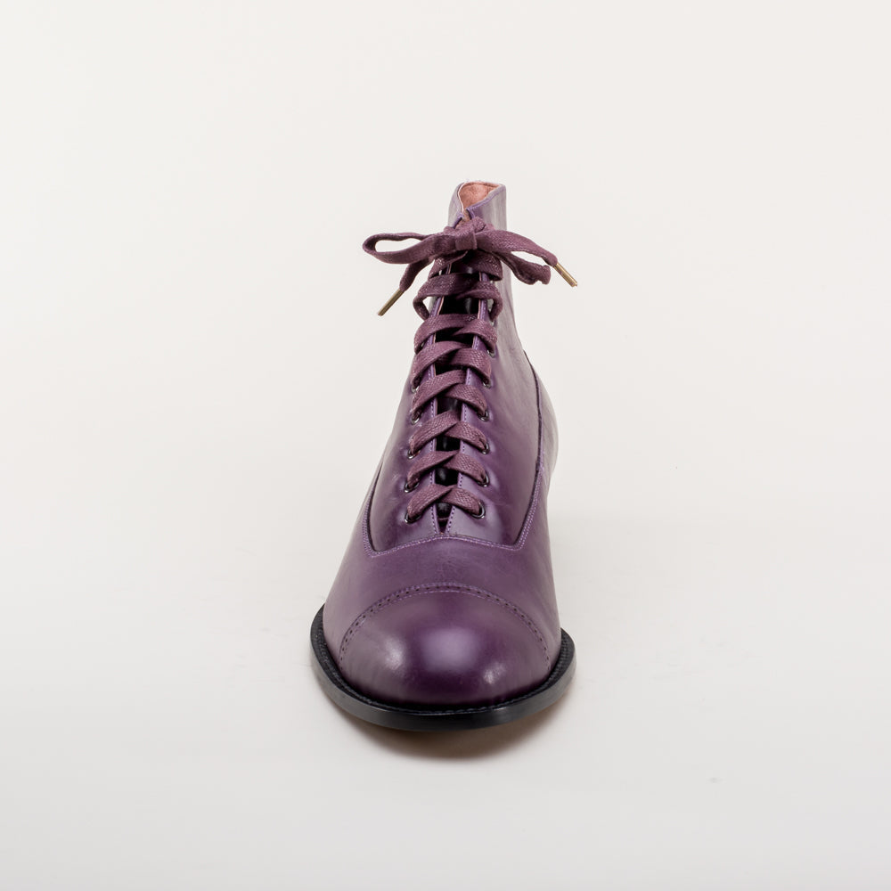 American Duchess Noble Men's Vintage Lace-Up Boots (Purple) — texture detail