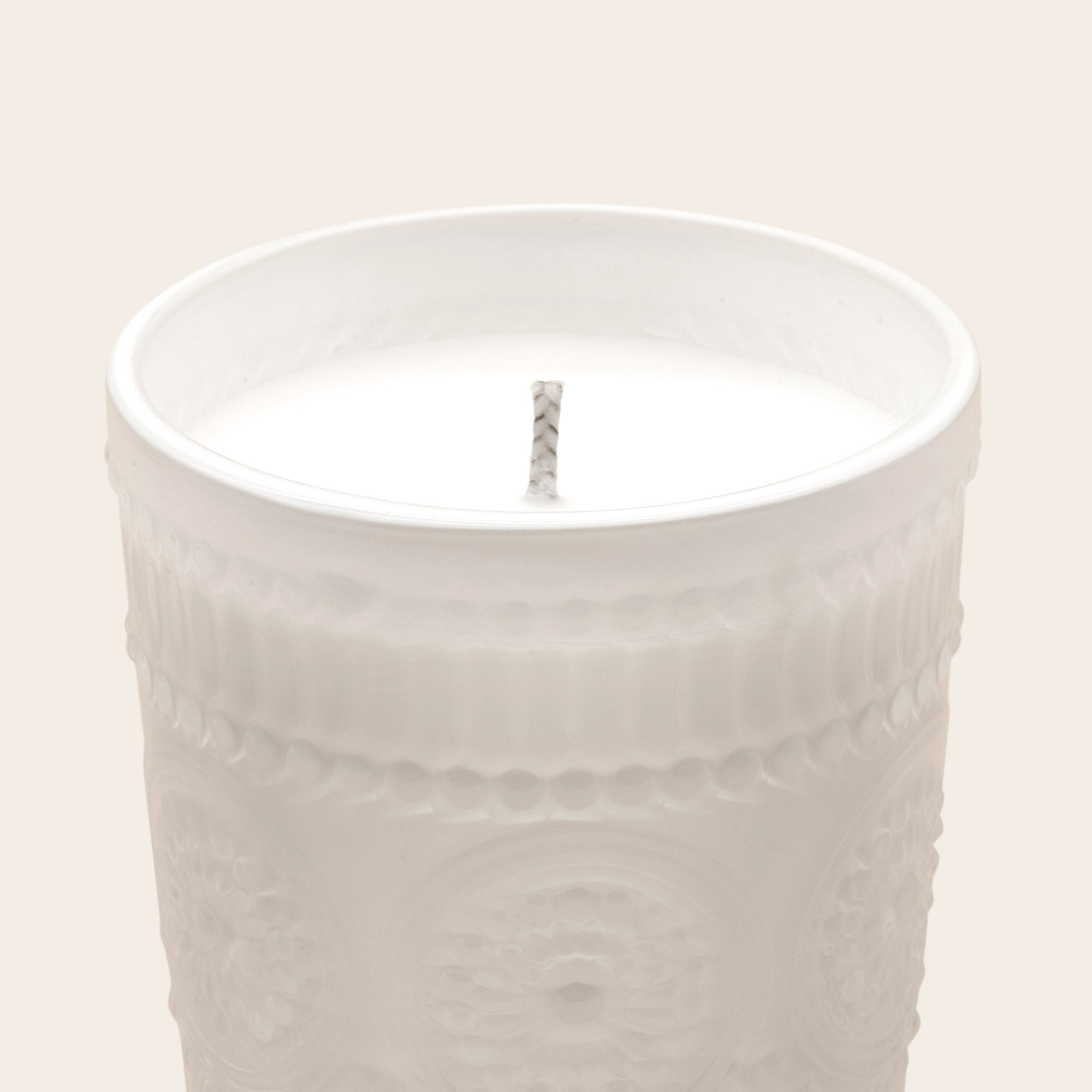 Italic Noir Swiss Scented Glass Candle — detail shot 7