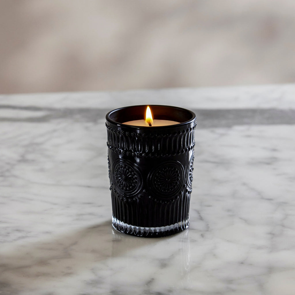 Italic Noir Swiss Scented Glass Candle — detail shot 15
