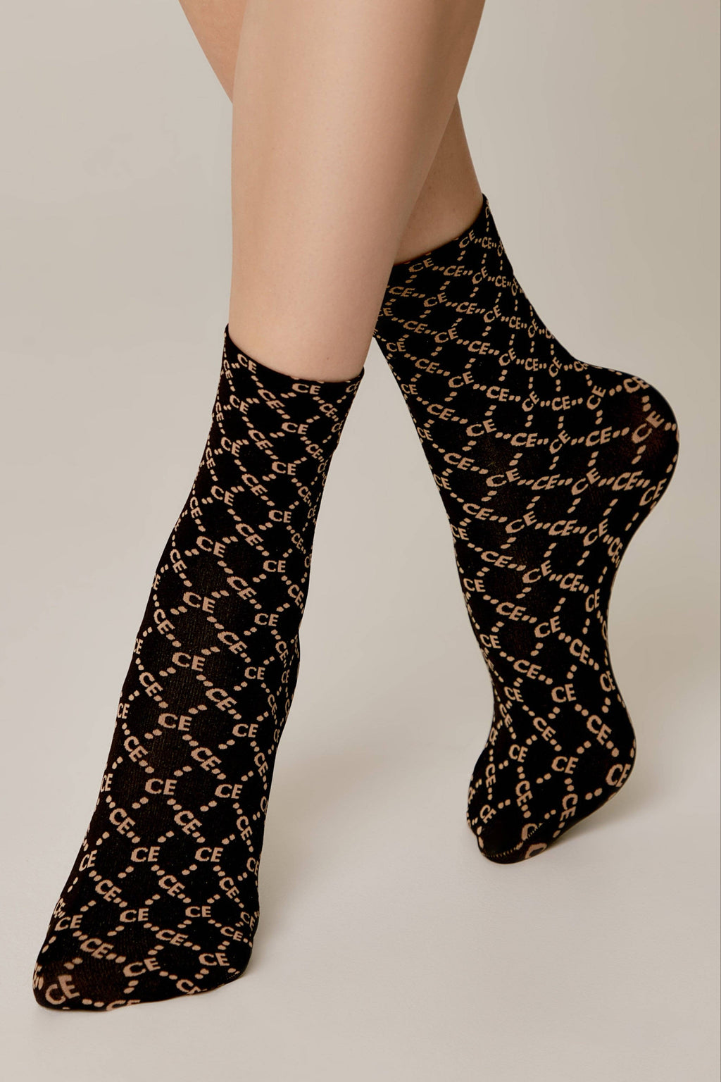 TheRanok.com Socks Conte Fantasy - Diamond Pattern — size reference