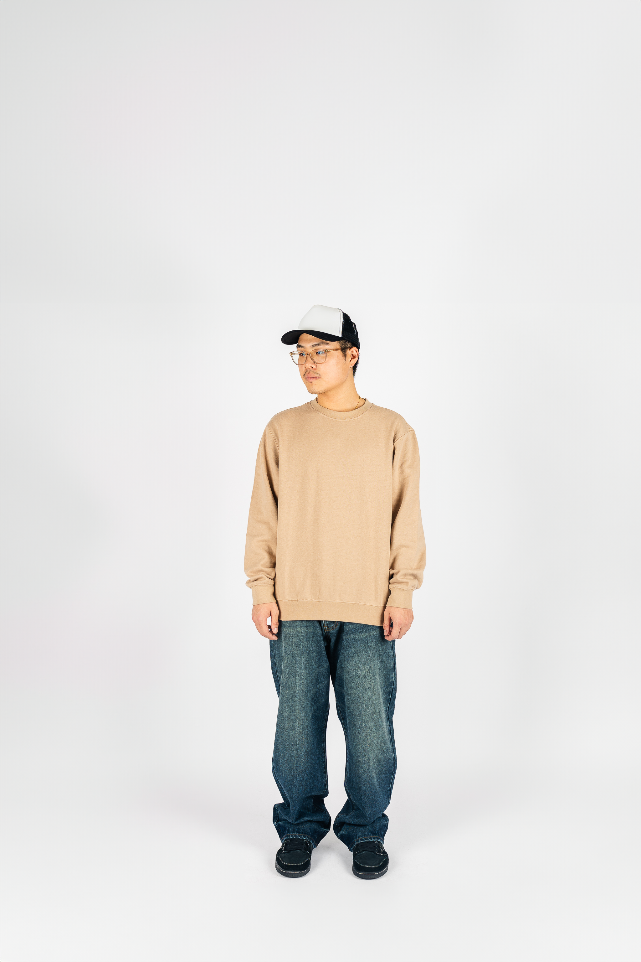 Superline Fleece Crewneck — detail shot 13