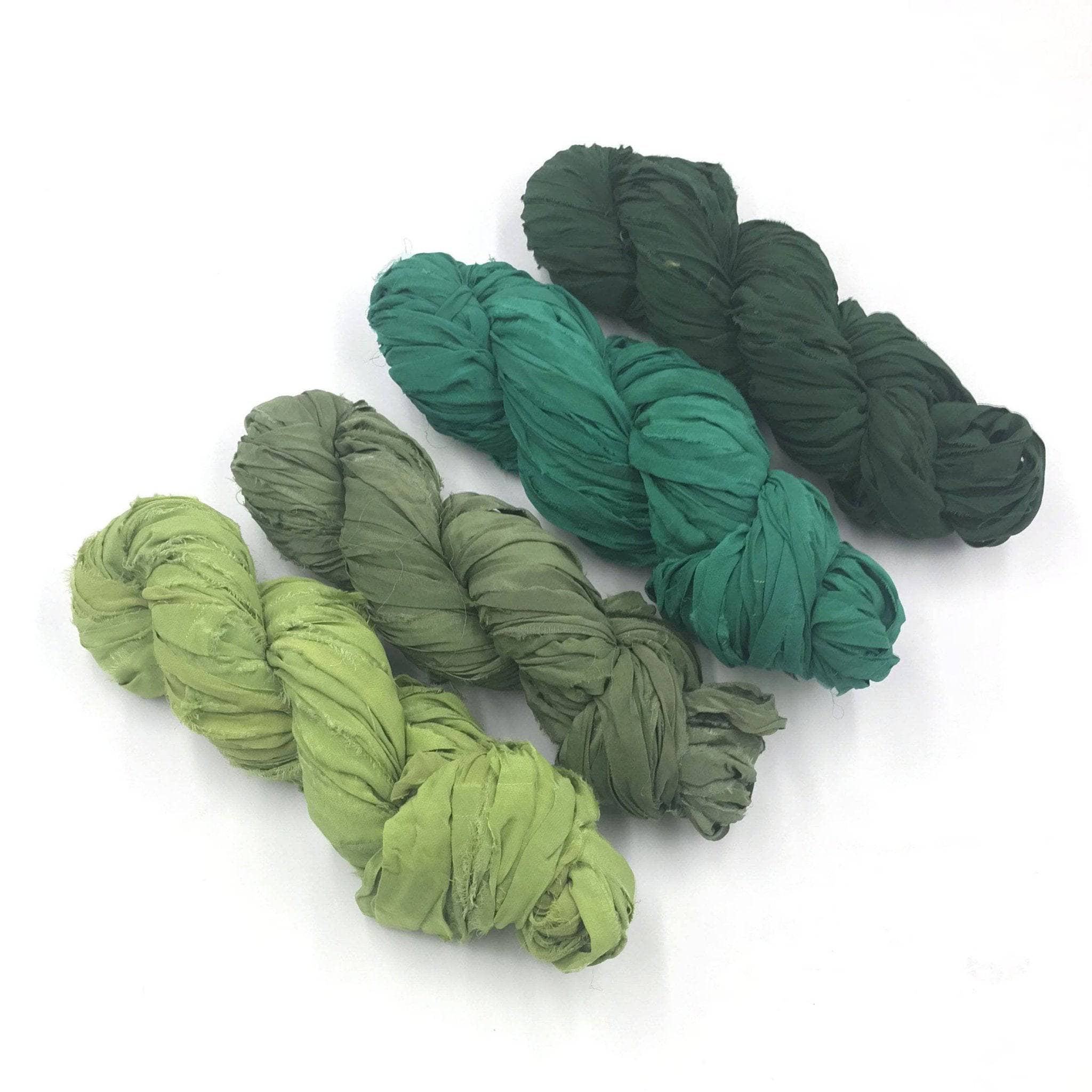 Darn Good Yarn Ombre Chiffon Pillow Kit — detail shot 8