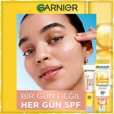 Garnier Vitamin C Sunscreen Glow Cream - SPF50+ | 40 ml