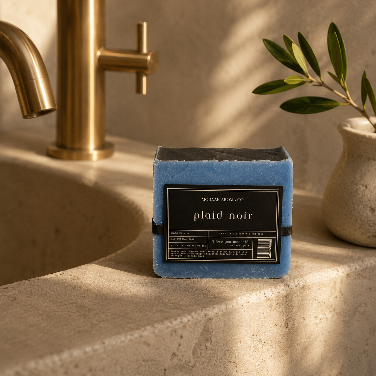 Plaid Noir Natural Soap – Mobaak Aromatherapy Shoppe