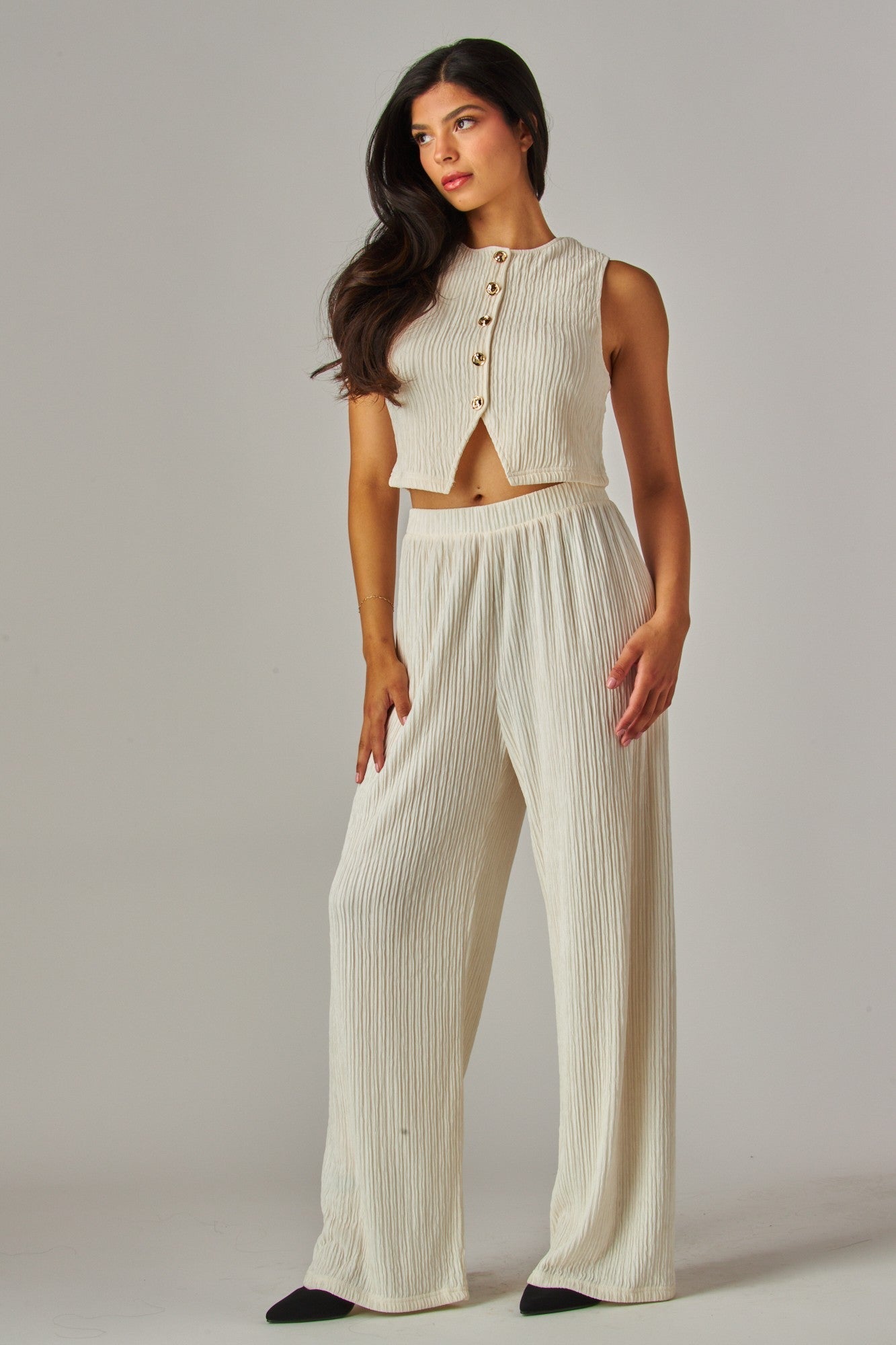 Plissé Waistcoat Top & Wide-Leg Pant Set – Chic Brunch, Work & Travel Outfit for Women