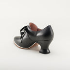 American Duchess Pompadour 18th Century Leather Shoes (Black) — scale reference