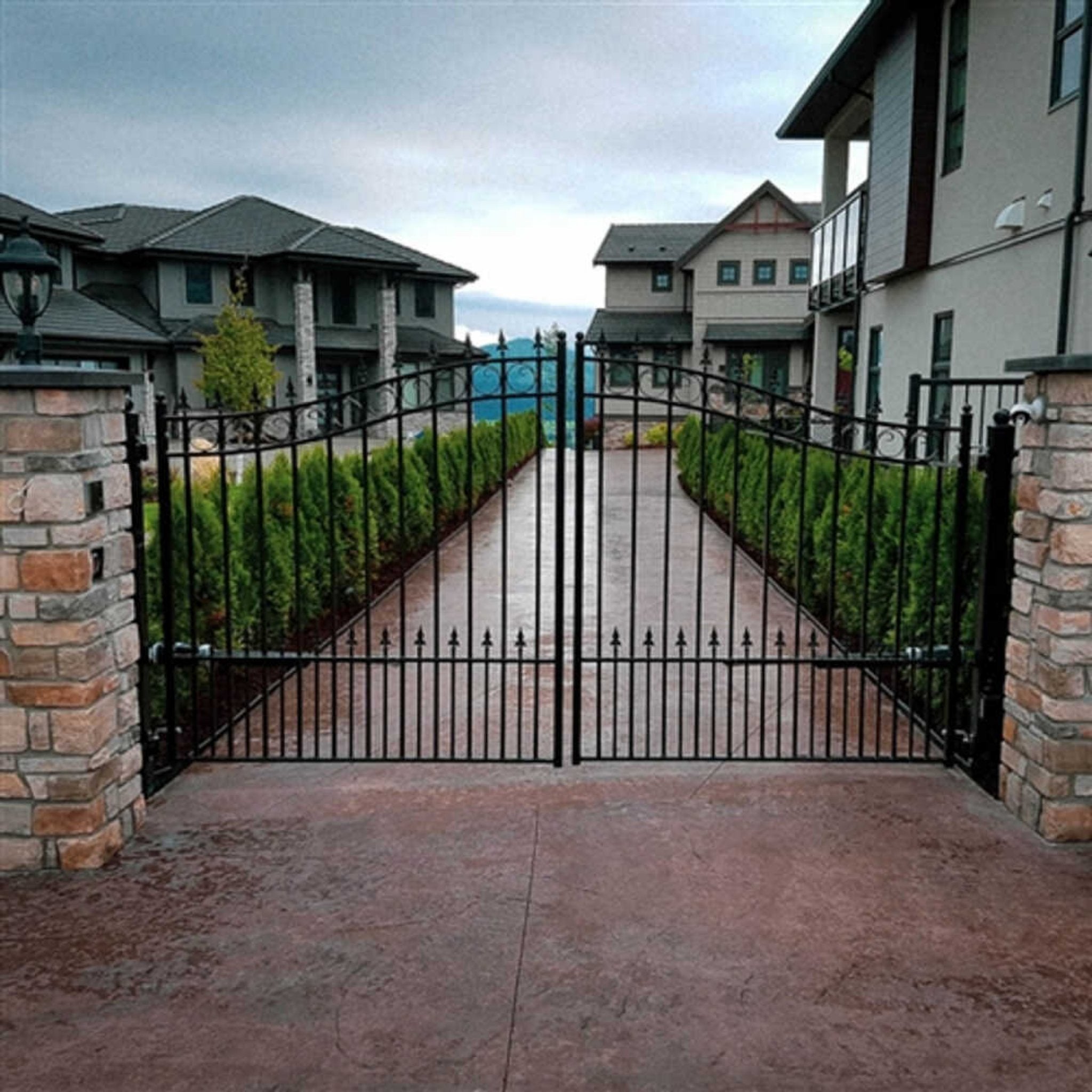 [12-18FT] Heavy-Duty Prague-Style Powder-Coated Galvanized Steel Dual Swing Driveway Gate (SAK48530) – SAKSBY WHOLESALE, view