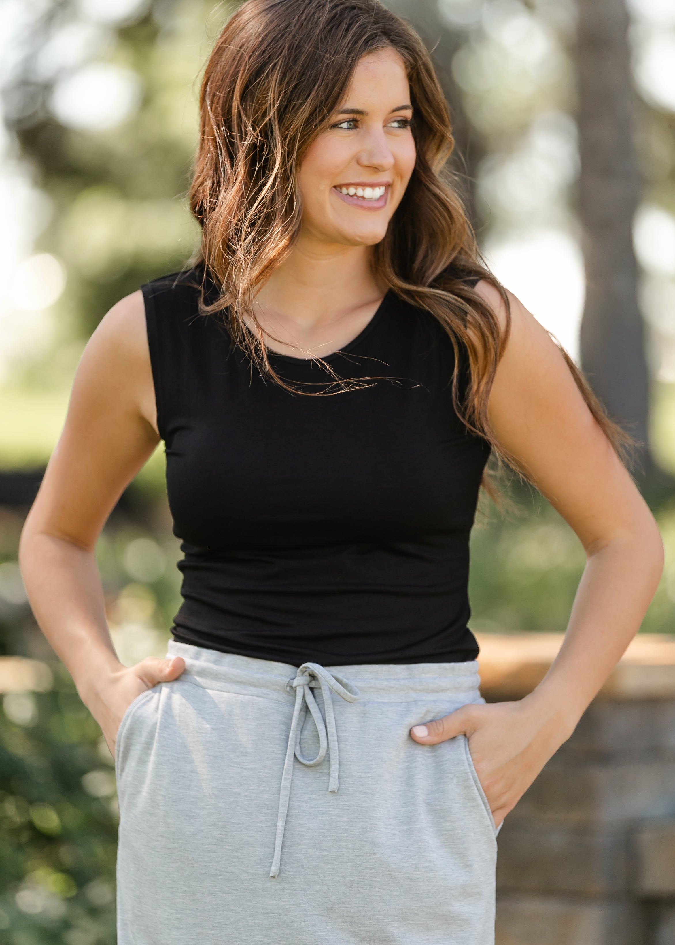 Inherit Co. Premium Basic Layering Tank Top — detail close-up