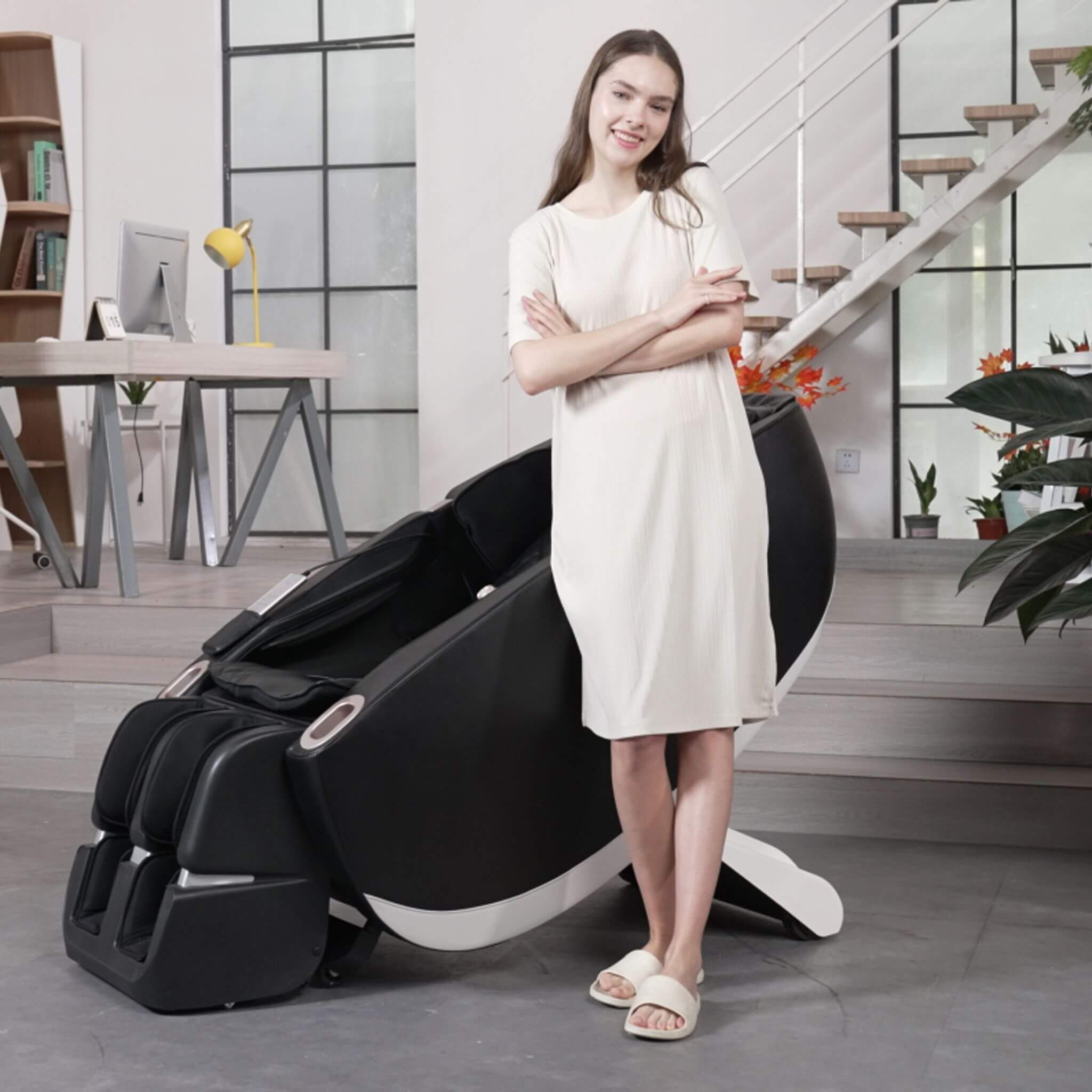 Airvana Premium Zero-Gravity Full-Body Multifunction Massage Chair With Auto Body Scan (SAK72182) – SAKSBY WHOLESALE, view 4
