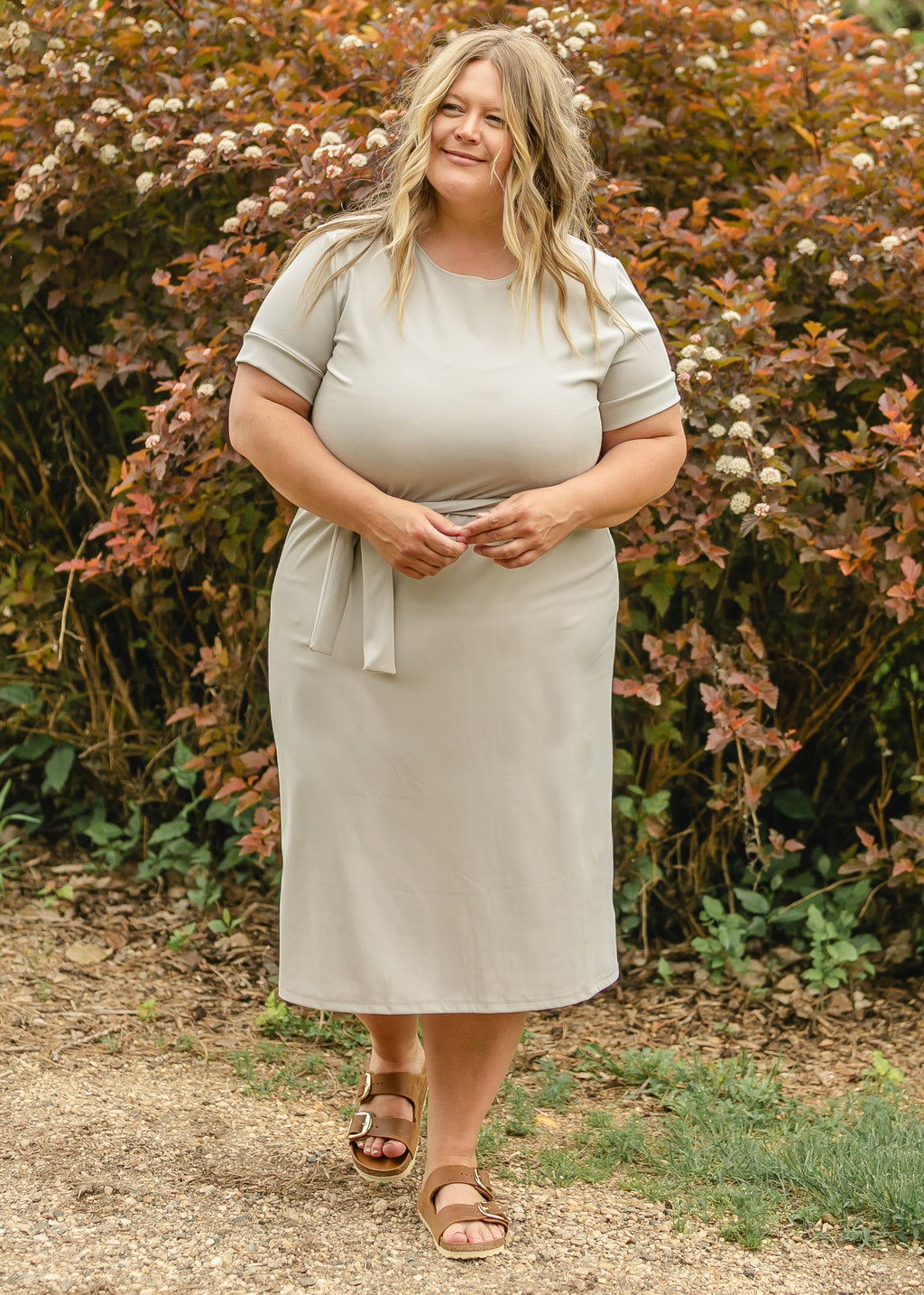 Inherit Co. Lennox Classic Midi Dress - 46" — color detail