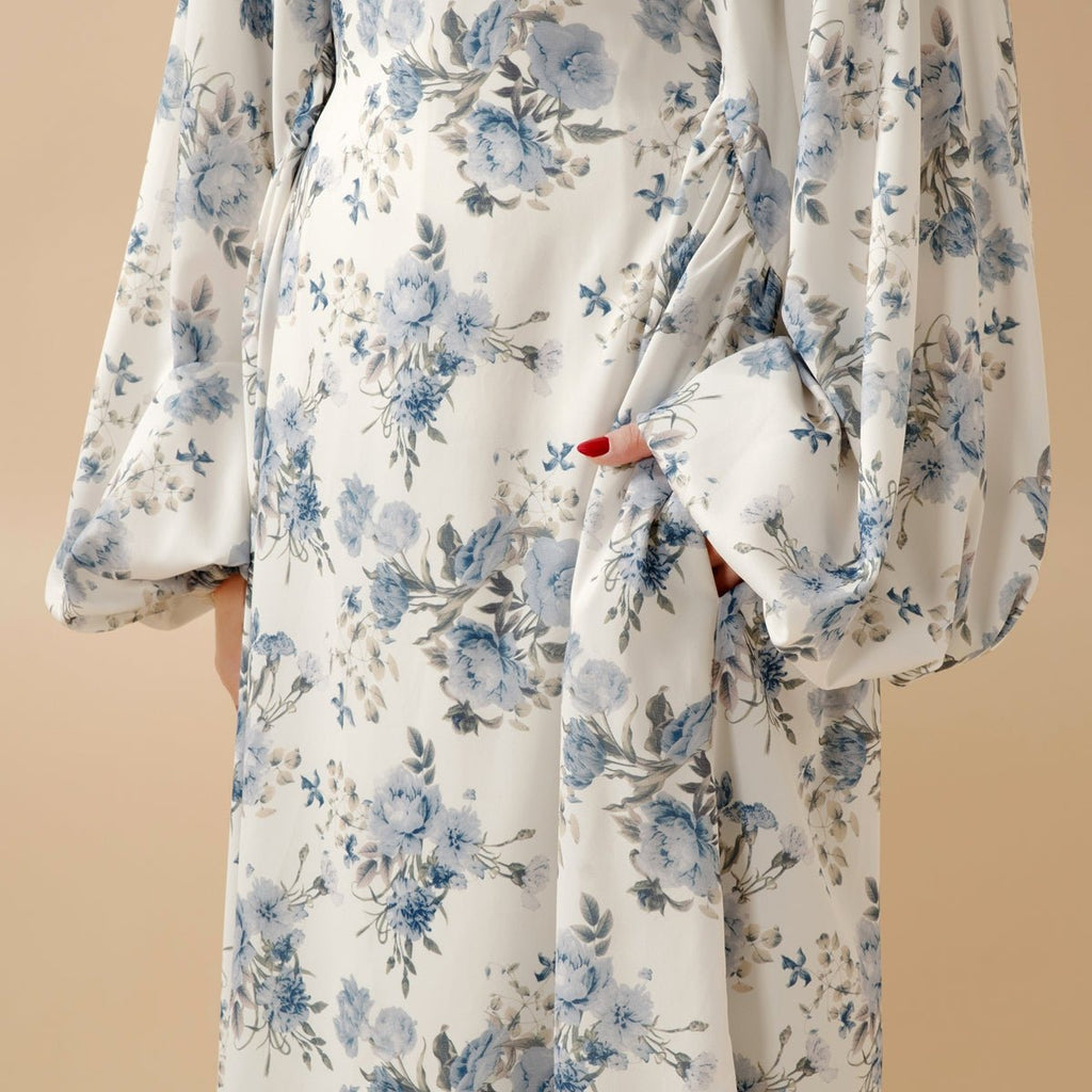 Mariam's Collection Printed Reversible Abaya (MA082) — construction detail