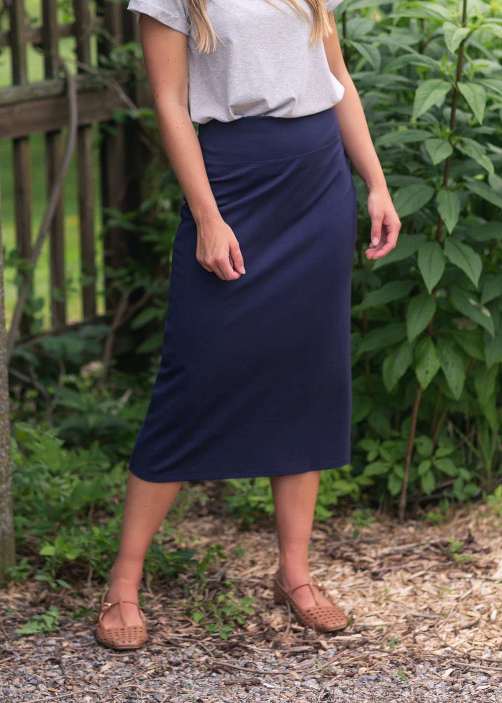 Inherit Co. Quinn Midi Skirt 31 Inch — detail close-up