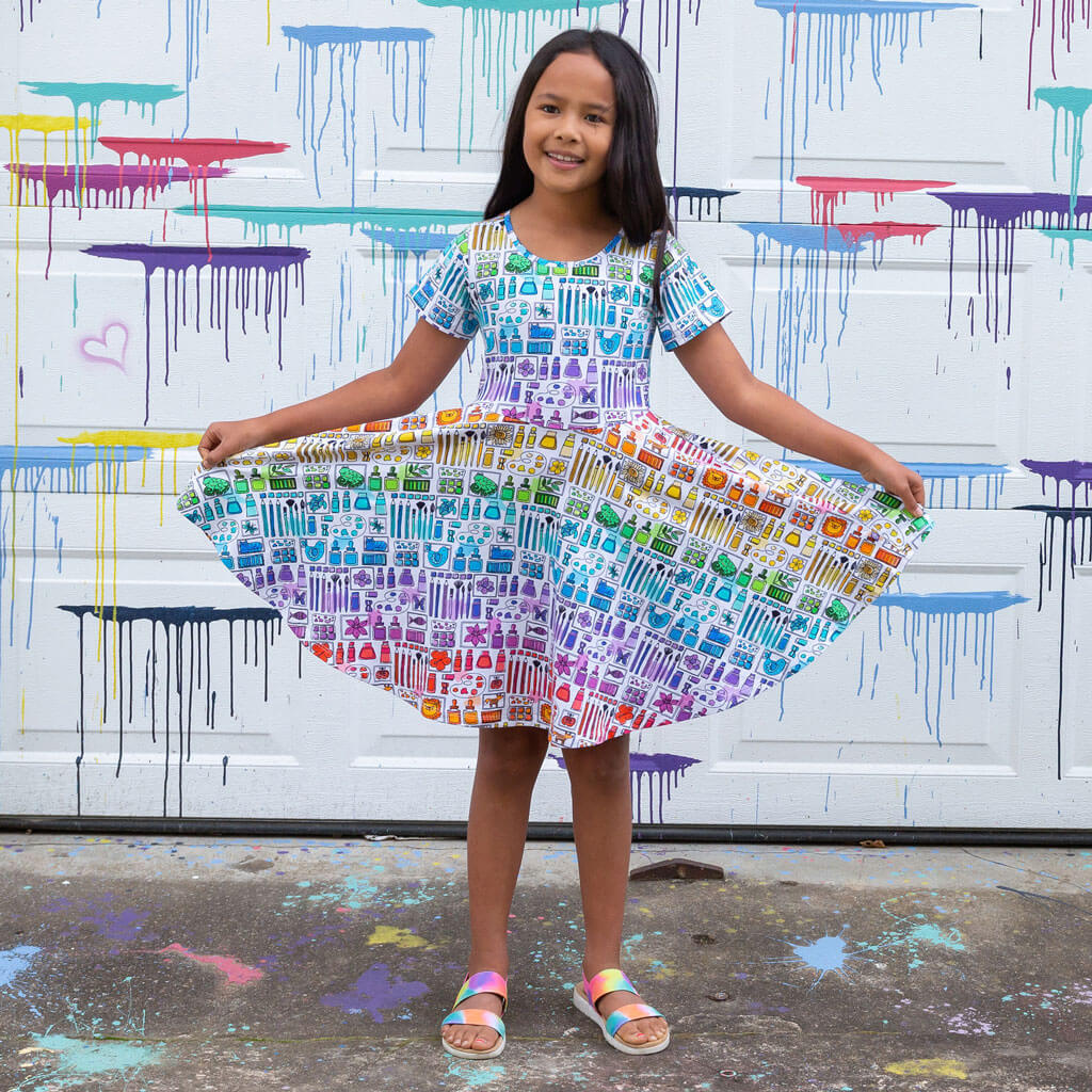 Princess Awesome & Boy Wonder "Smarty Paints" Rainbow Art Supplies Super Twirler Dress with Pockets — construction detail