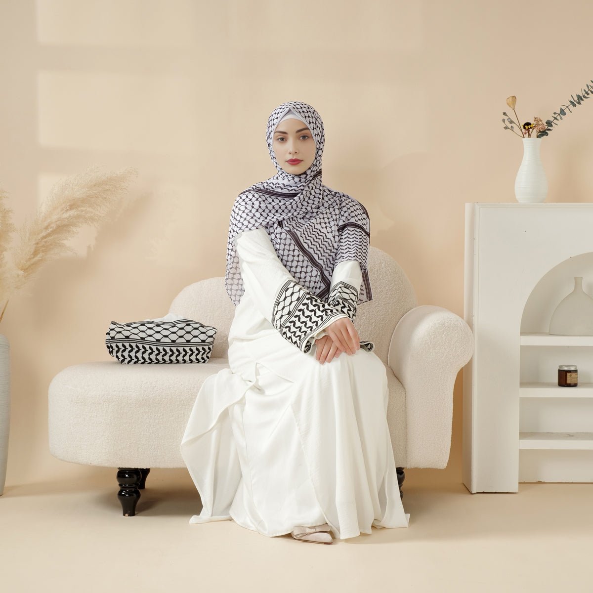 Mariam's Collection Ramadan Gift Box 2025 | Ramadan Celebration Present Box (MR069) — detail shot 8
