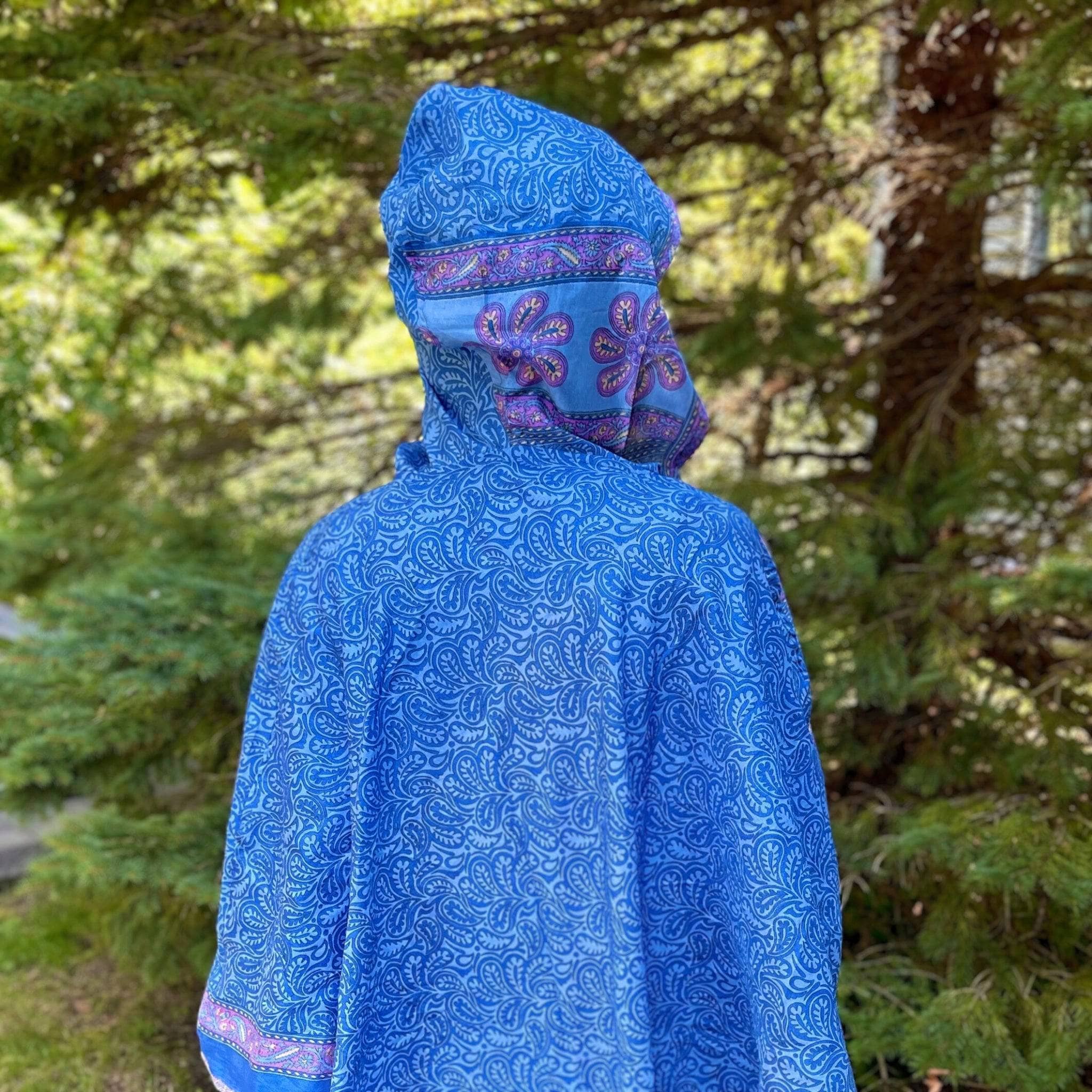 Darn Good Yarn Darn Good Yarn Recycled Sari Hooded Poncho — detail shot 6
